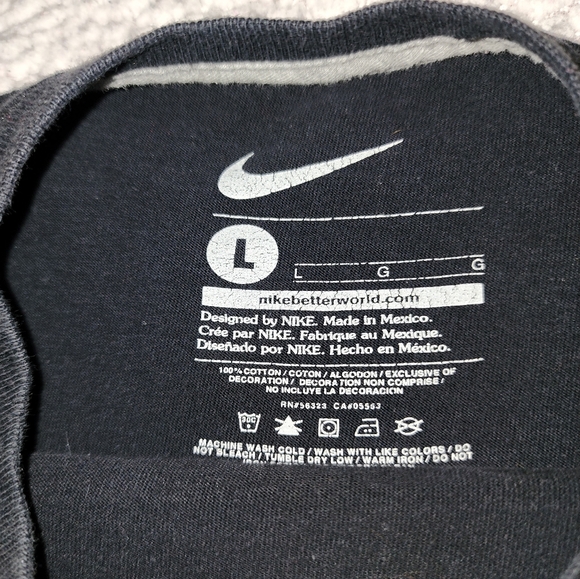 Nike Graphic Work Out Teeshirt Large - Picture 7 of 11